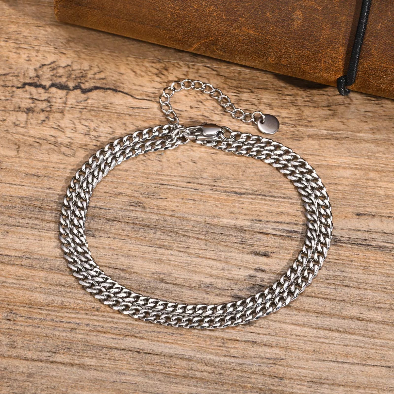 Le Relais | Bracelet Double Tour en Chaîne d'Acier