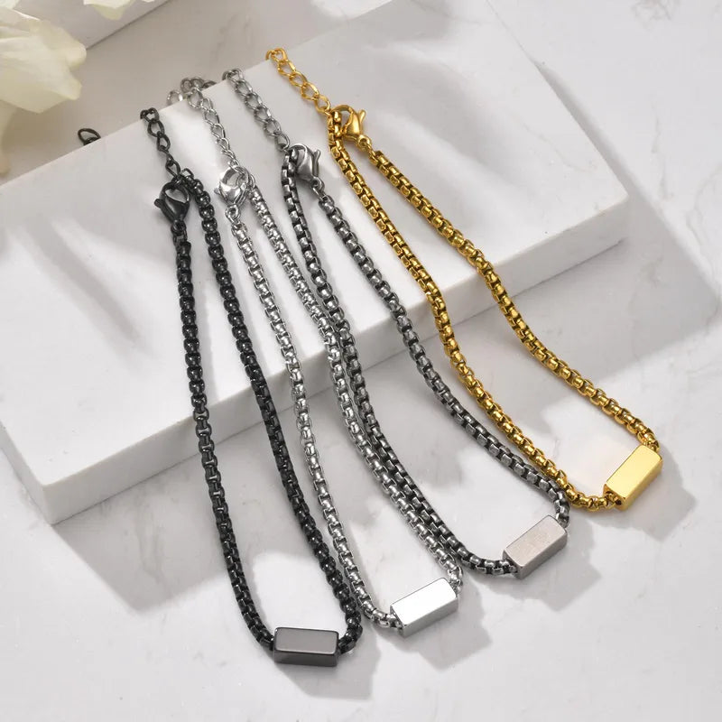 Le Témoin | Bracelet Chaîne Fine en Acier Rétro