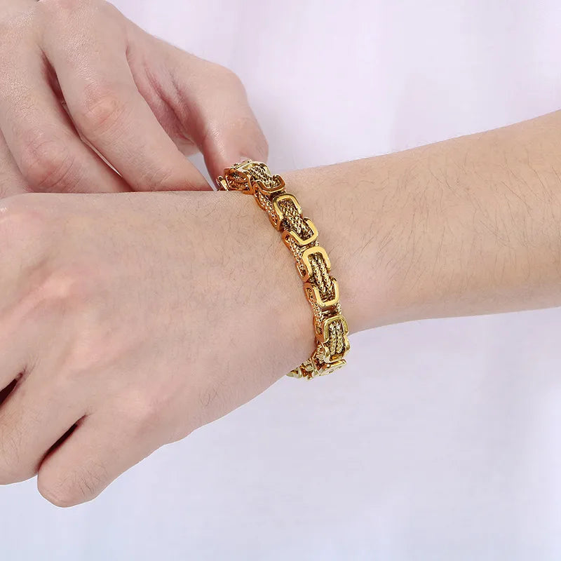 Le Verdict | Bracelet Décisionnel en Acier Doré 18K