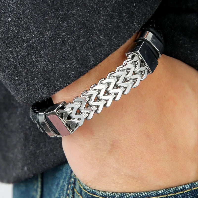 Le Rempart | Bracelet Manchette Tissé en Acier et Matière Végane