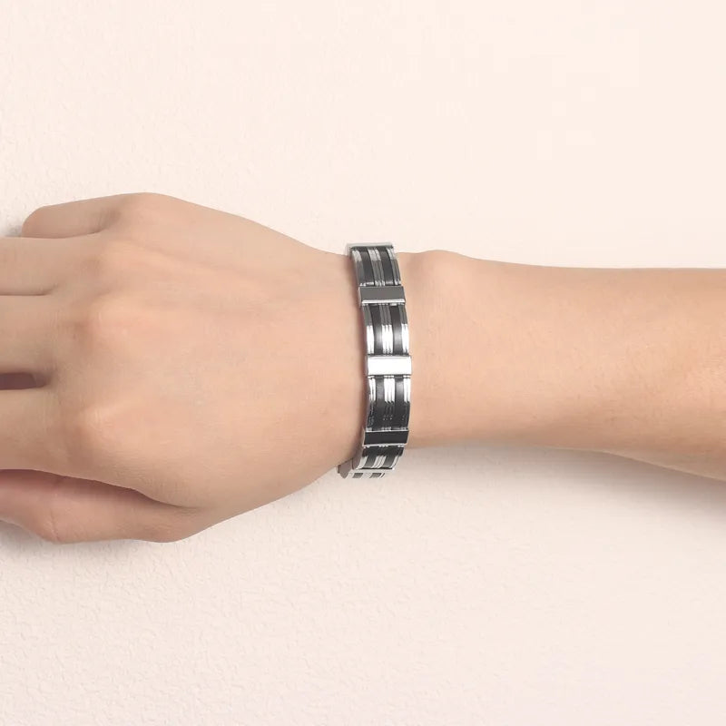 Le Titan | Bracelet Titanesque en Acier et Silicone